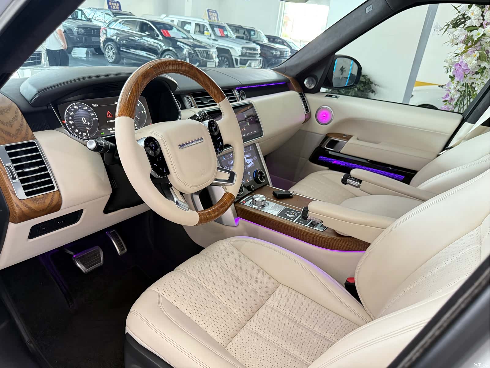Land Rover Range Rover, 2018 все фото