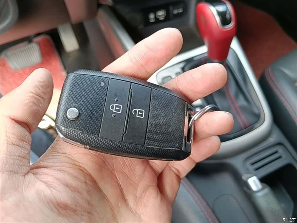 Kia KX3, 2016 9
