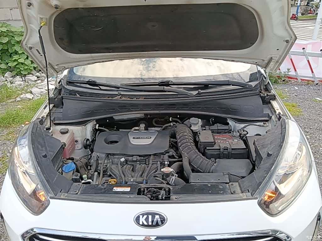 Kia KX3, 2016 20