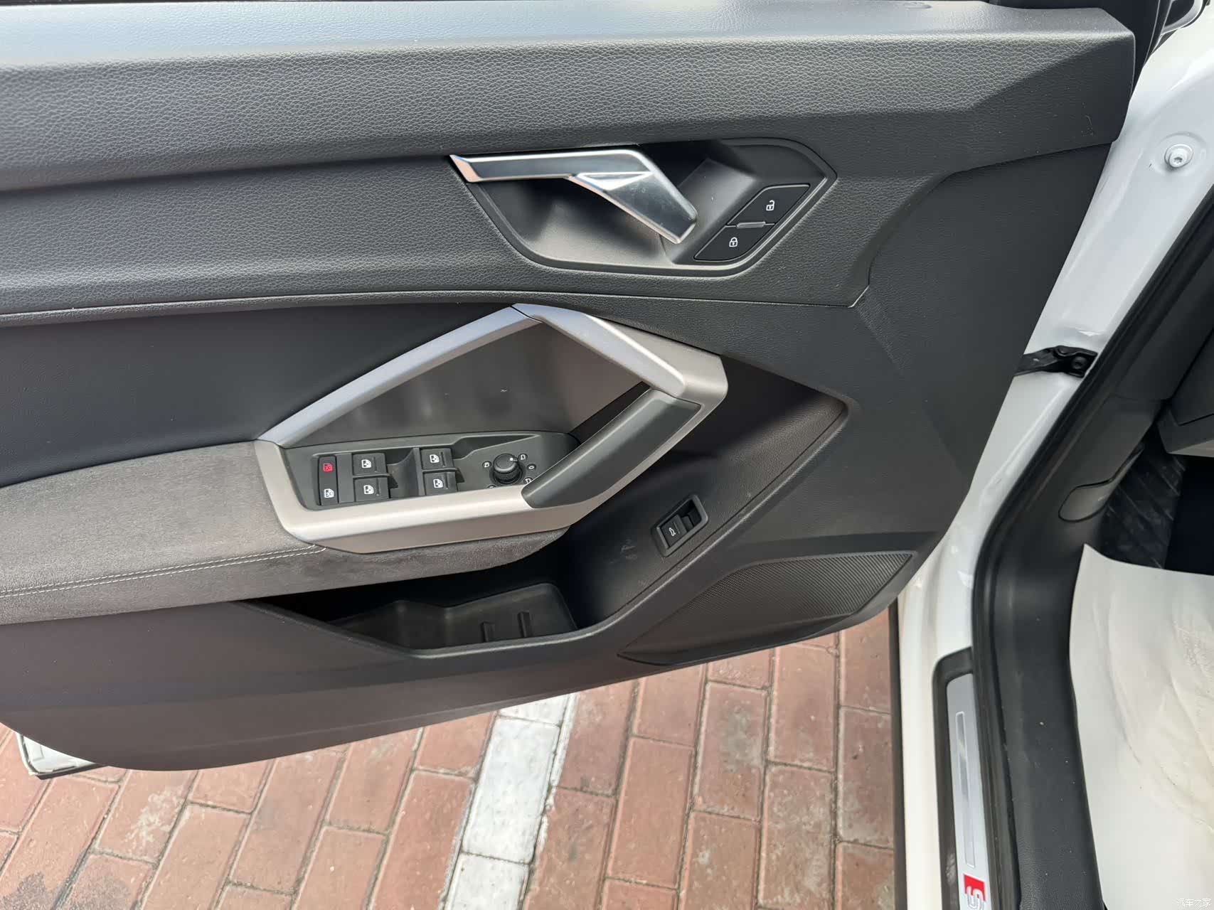 Audi Q3, 2022 4