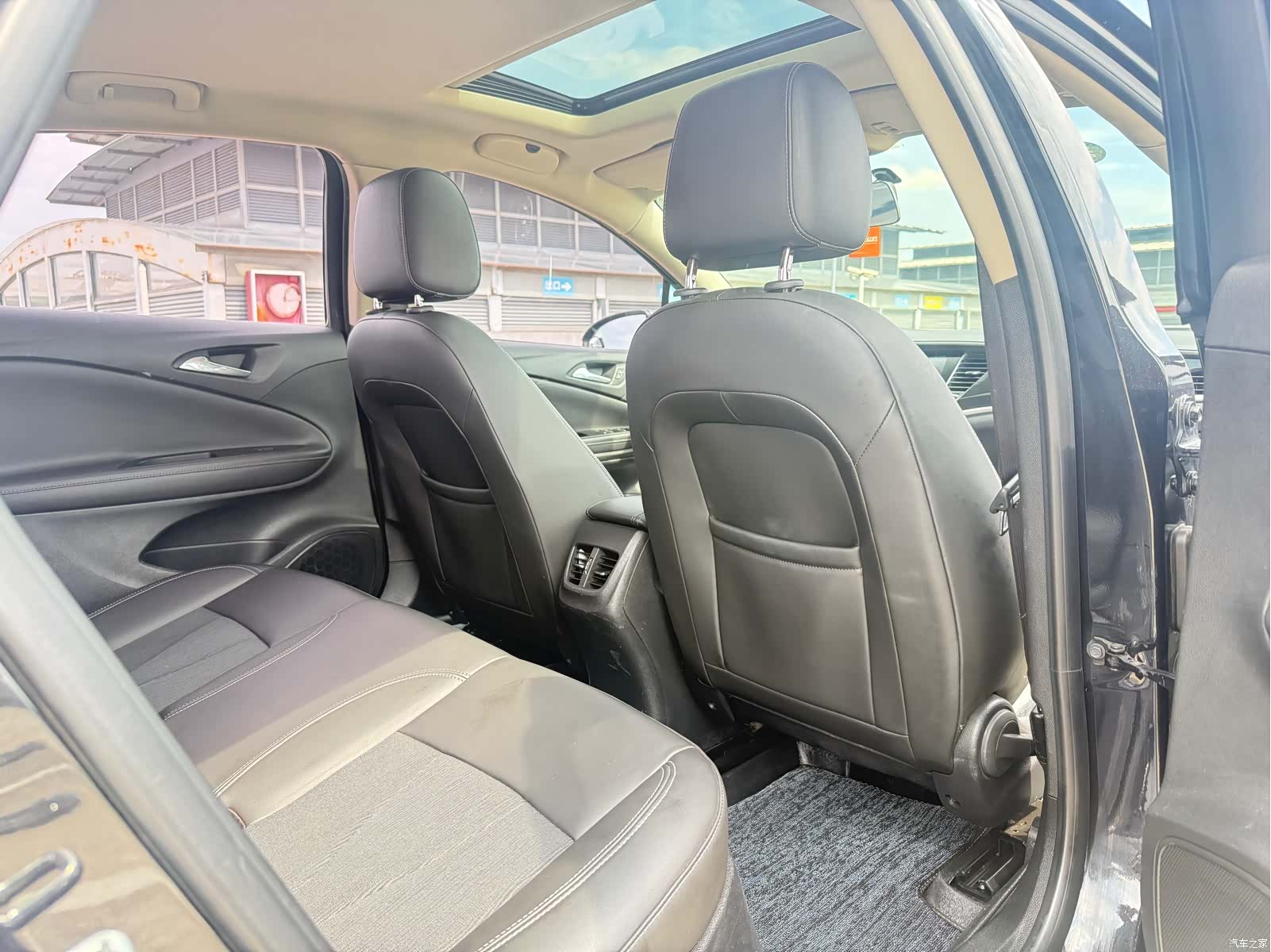 Buick Verano, 2018 7