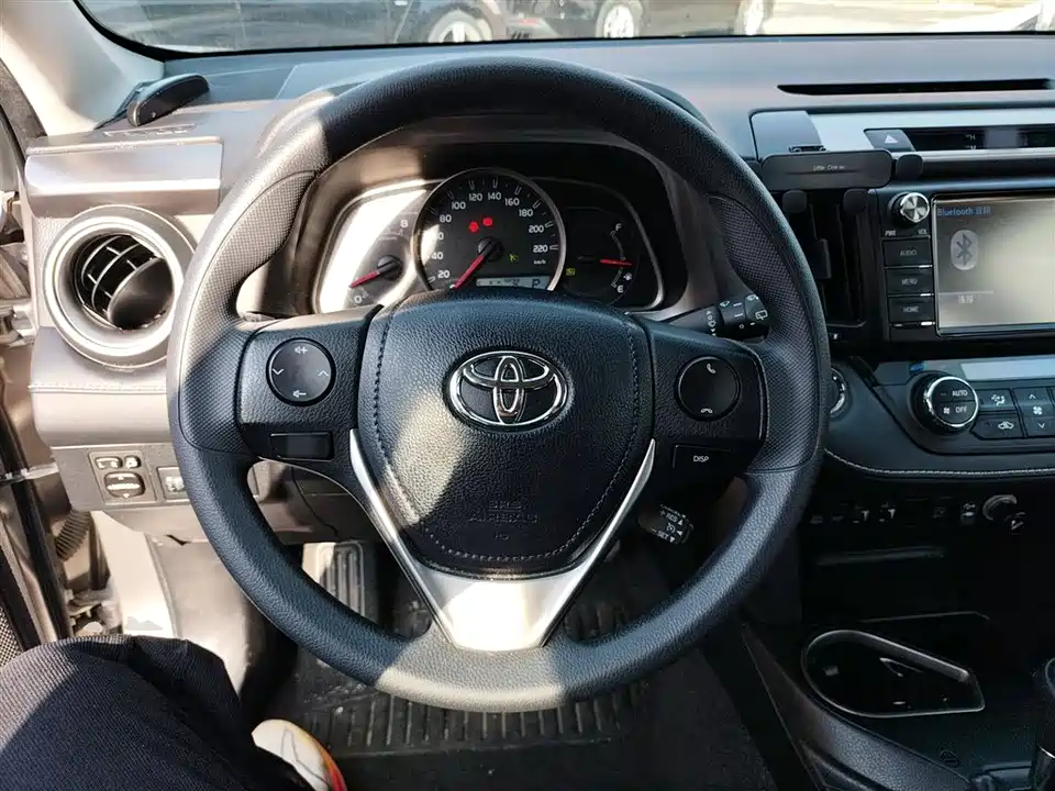 Toyota RAV4 Rongfang