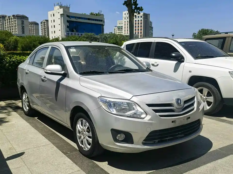 Changan Yuexiang V3
