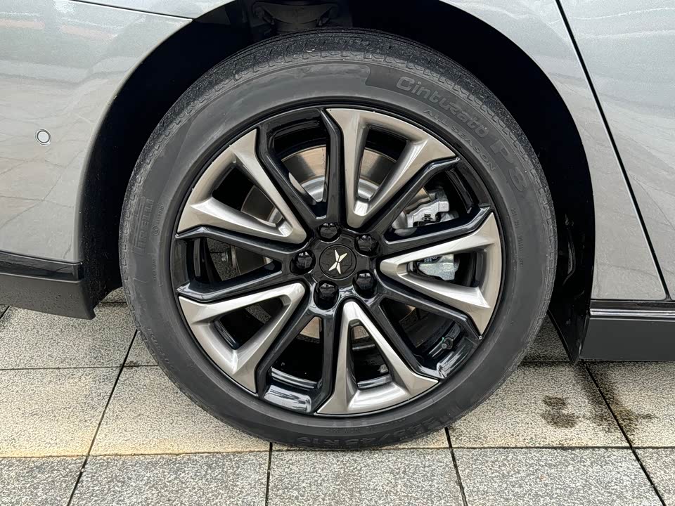 XPENG P7 XPENG P7