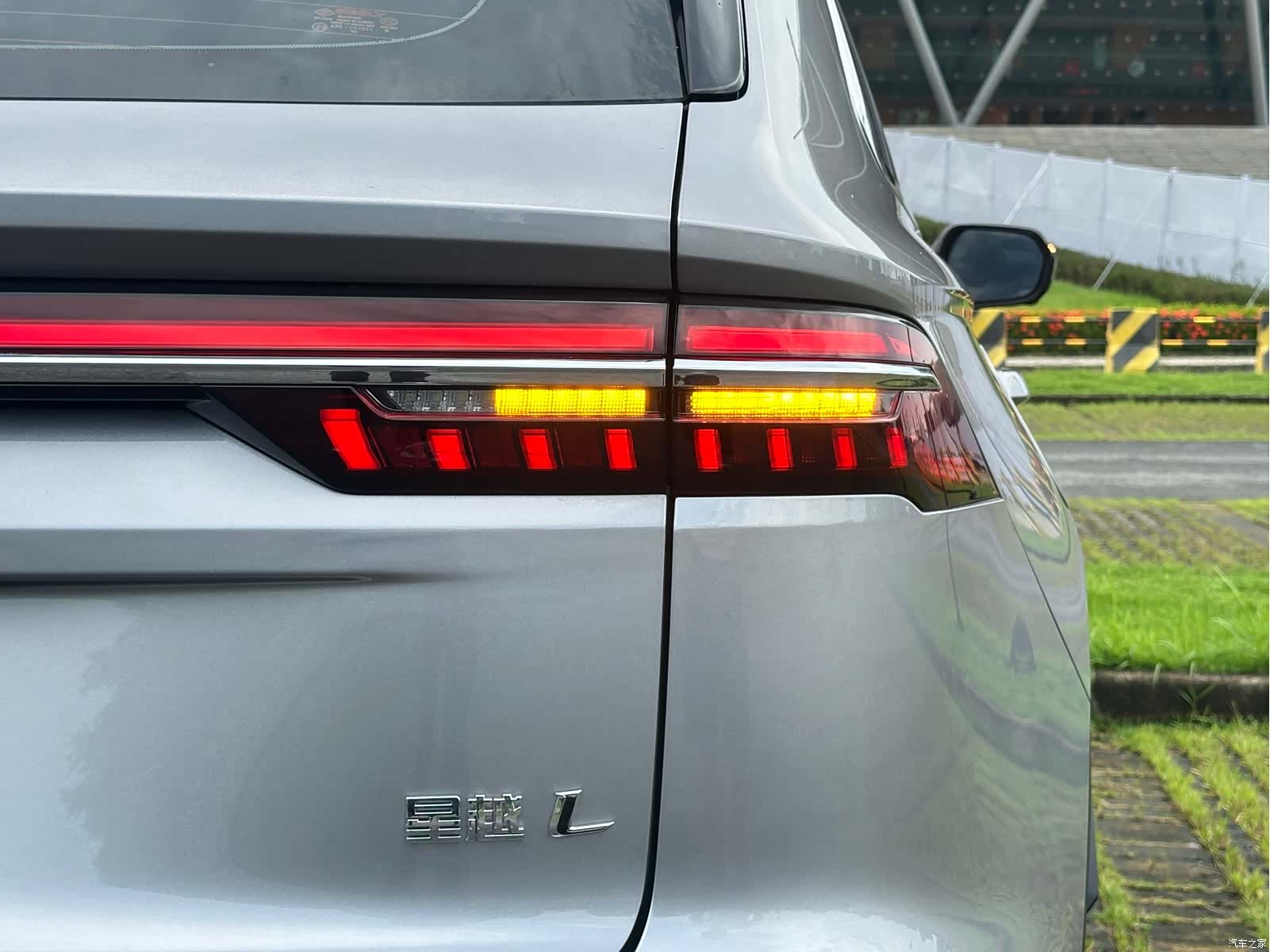 Geely Xingyue L, 2025 31