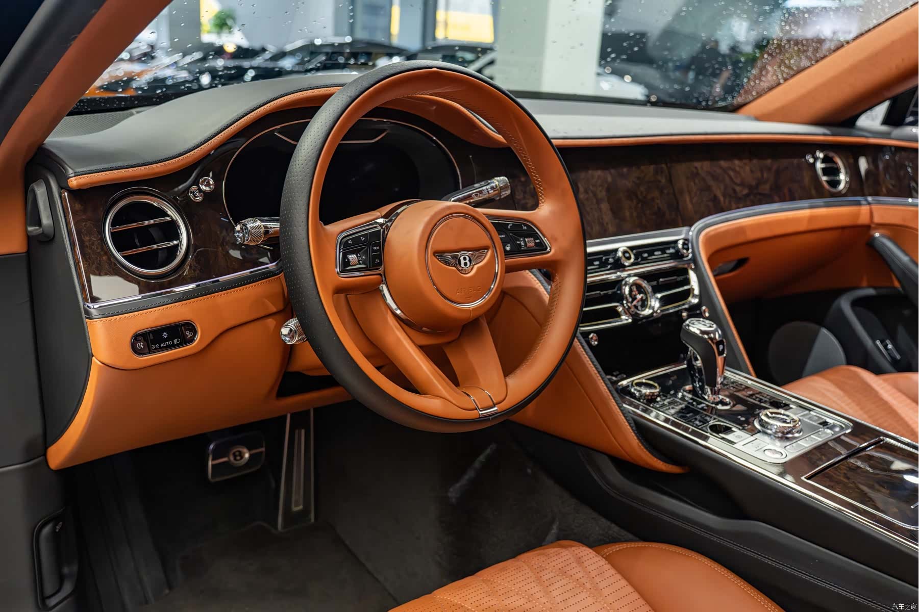 Bentley Flying Spur, 2022 4
