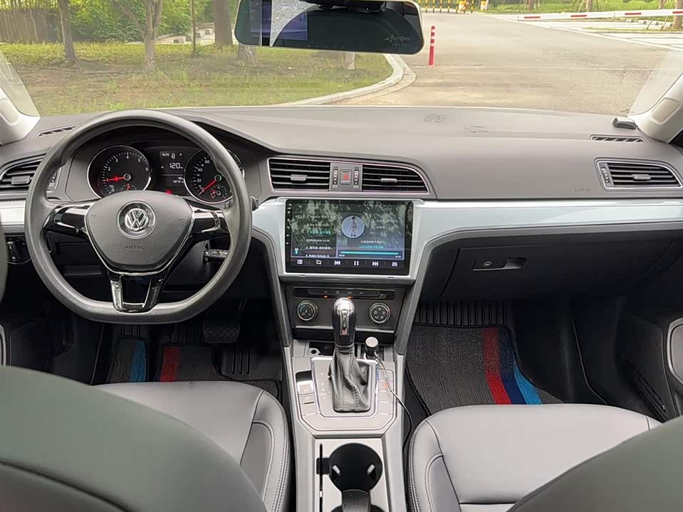 Volkswagen Lingdu