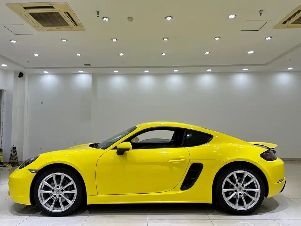 Porsche 718