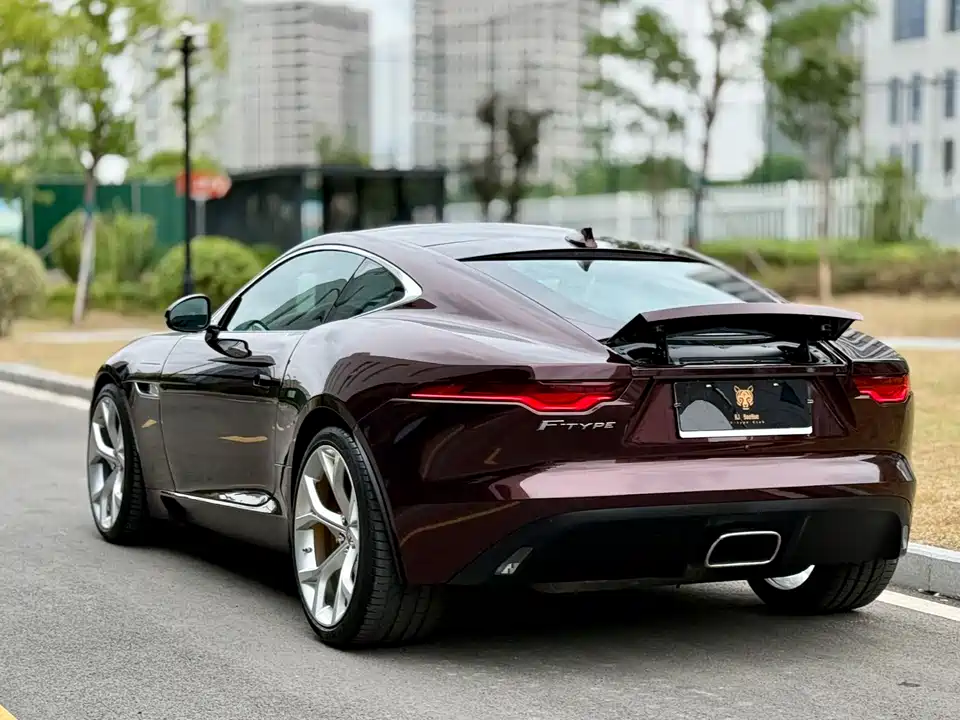 Jaguar F-TYPE