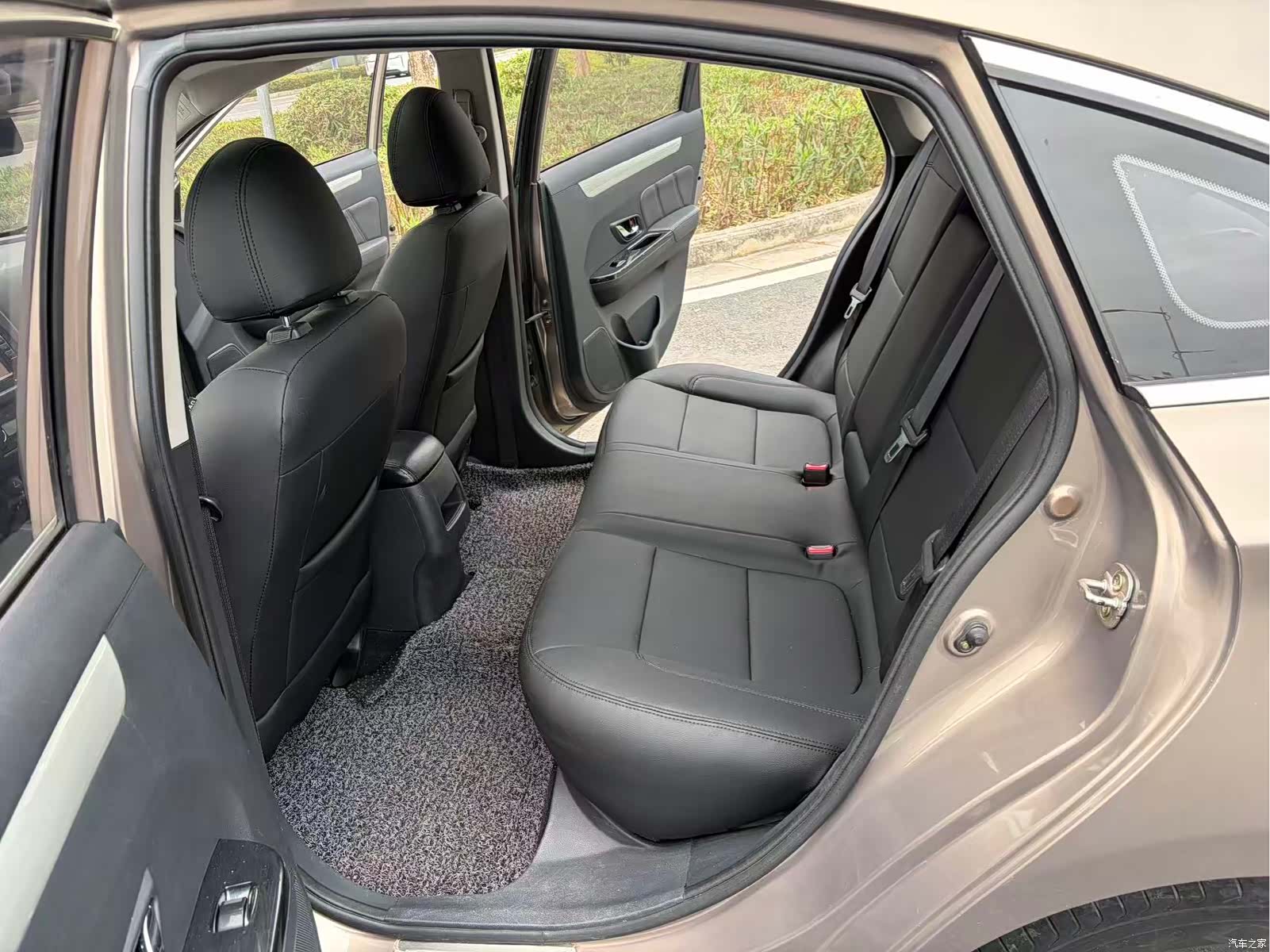 DongFeng S50, 2016 9