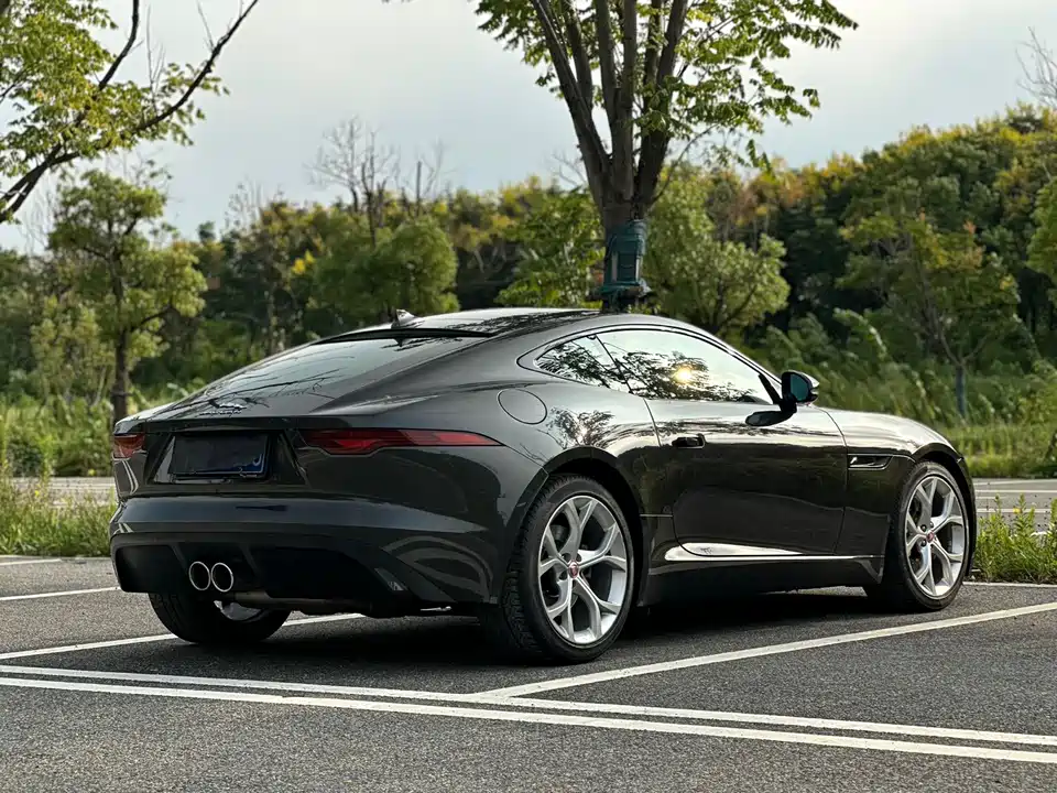 Jaguar F-TYPE
