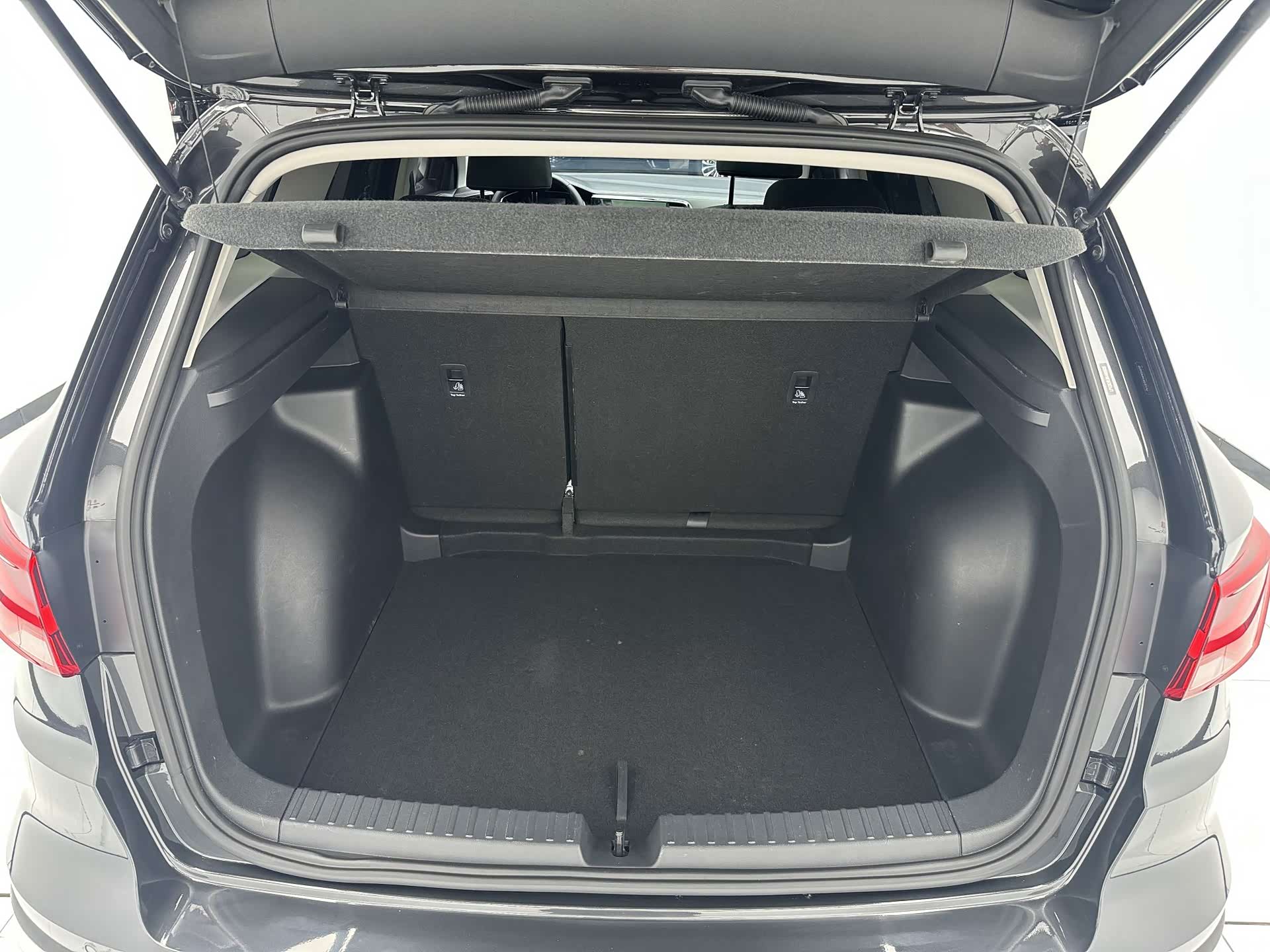 Volkswagen VS7, 2022 17