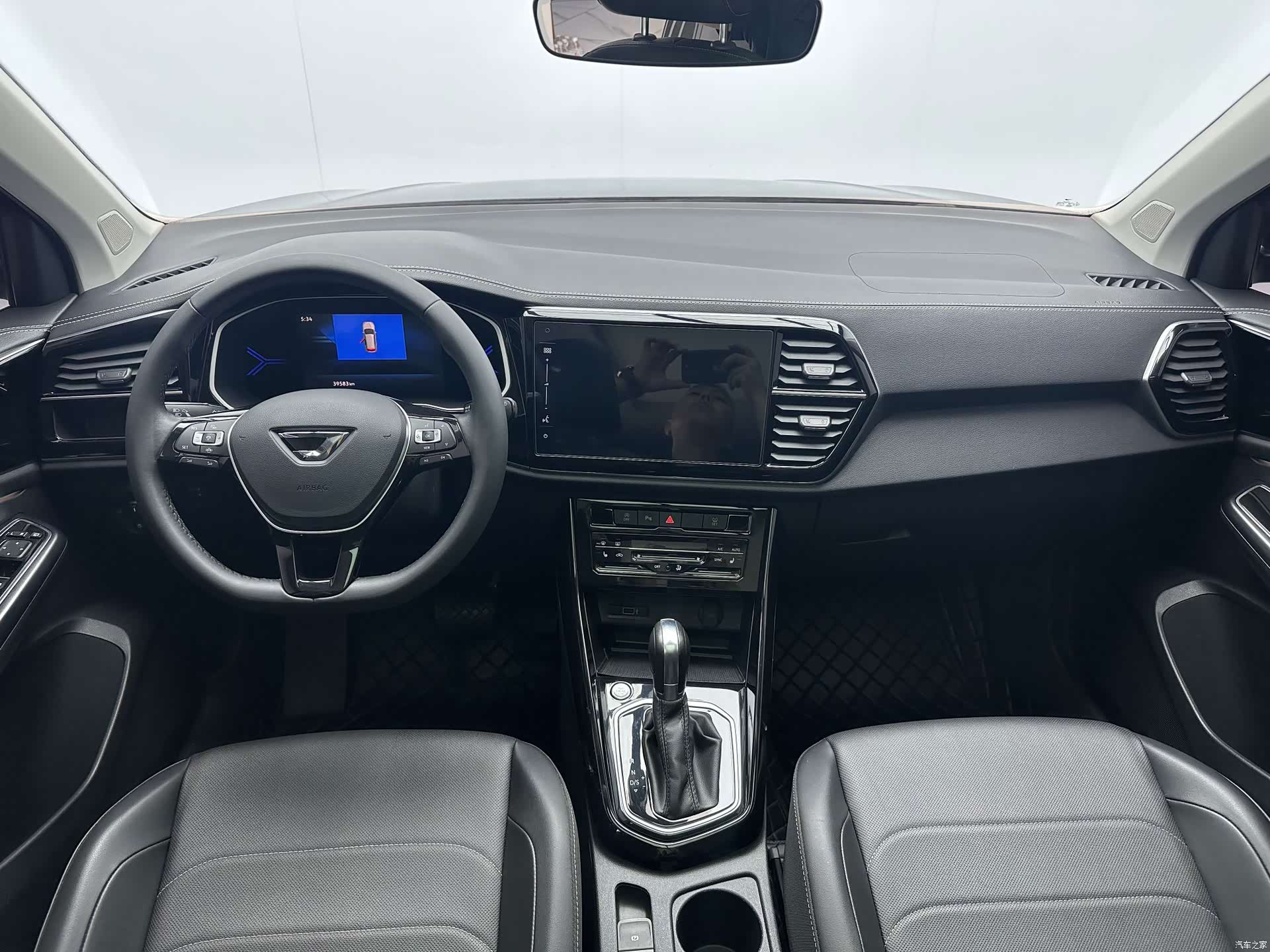 Volkswagen VS7, 2022 7