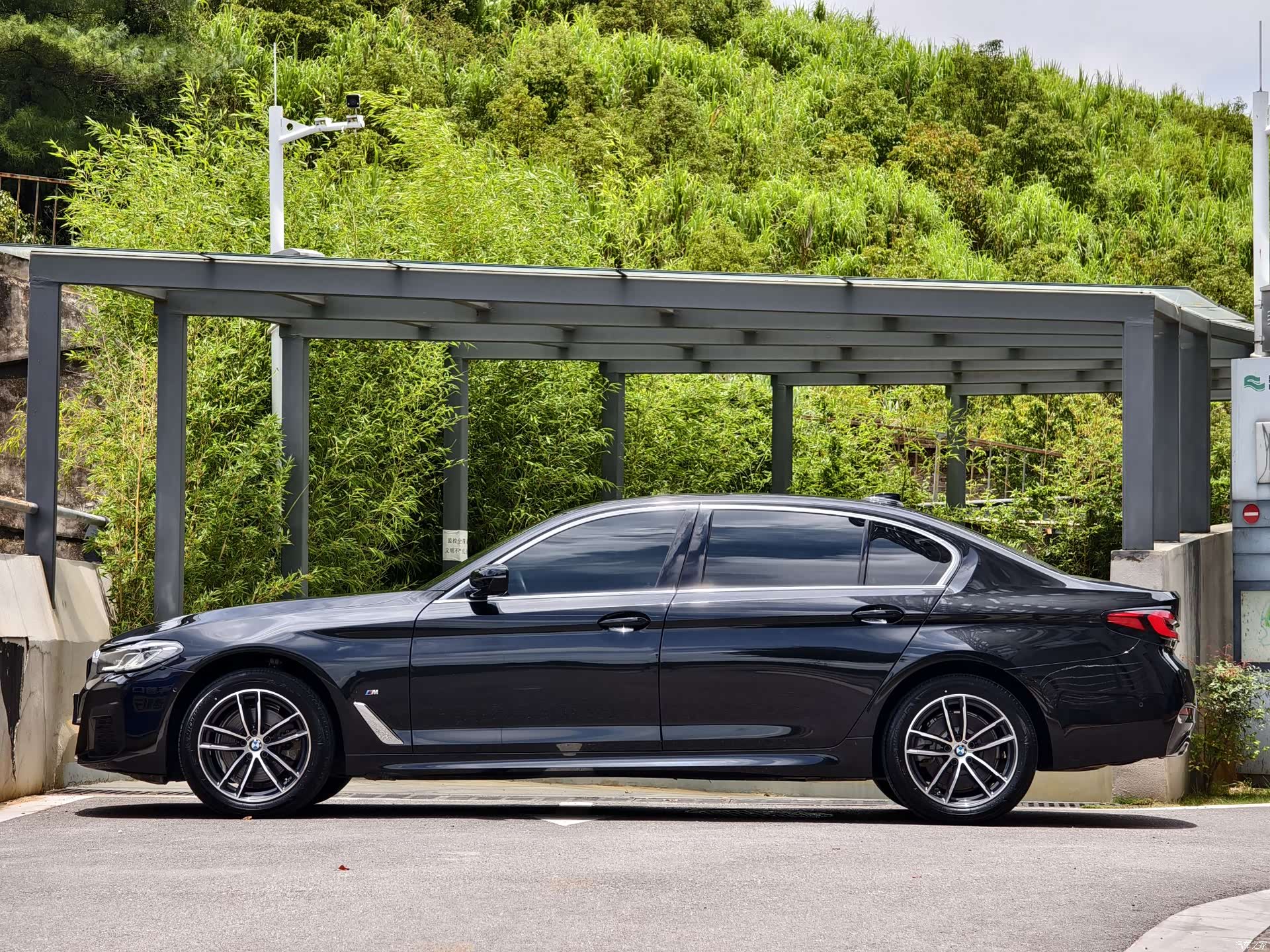 BMW 5 Series, 2021 3