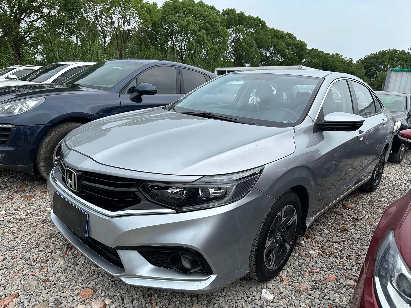 Honda V
