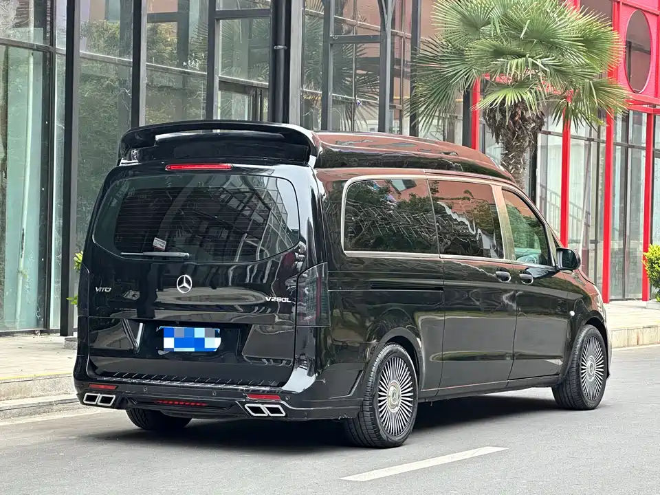 Mercedes-Benz Vito