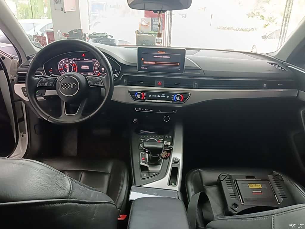Audi A4L, 2018 10