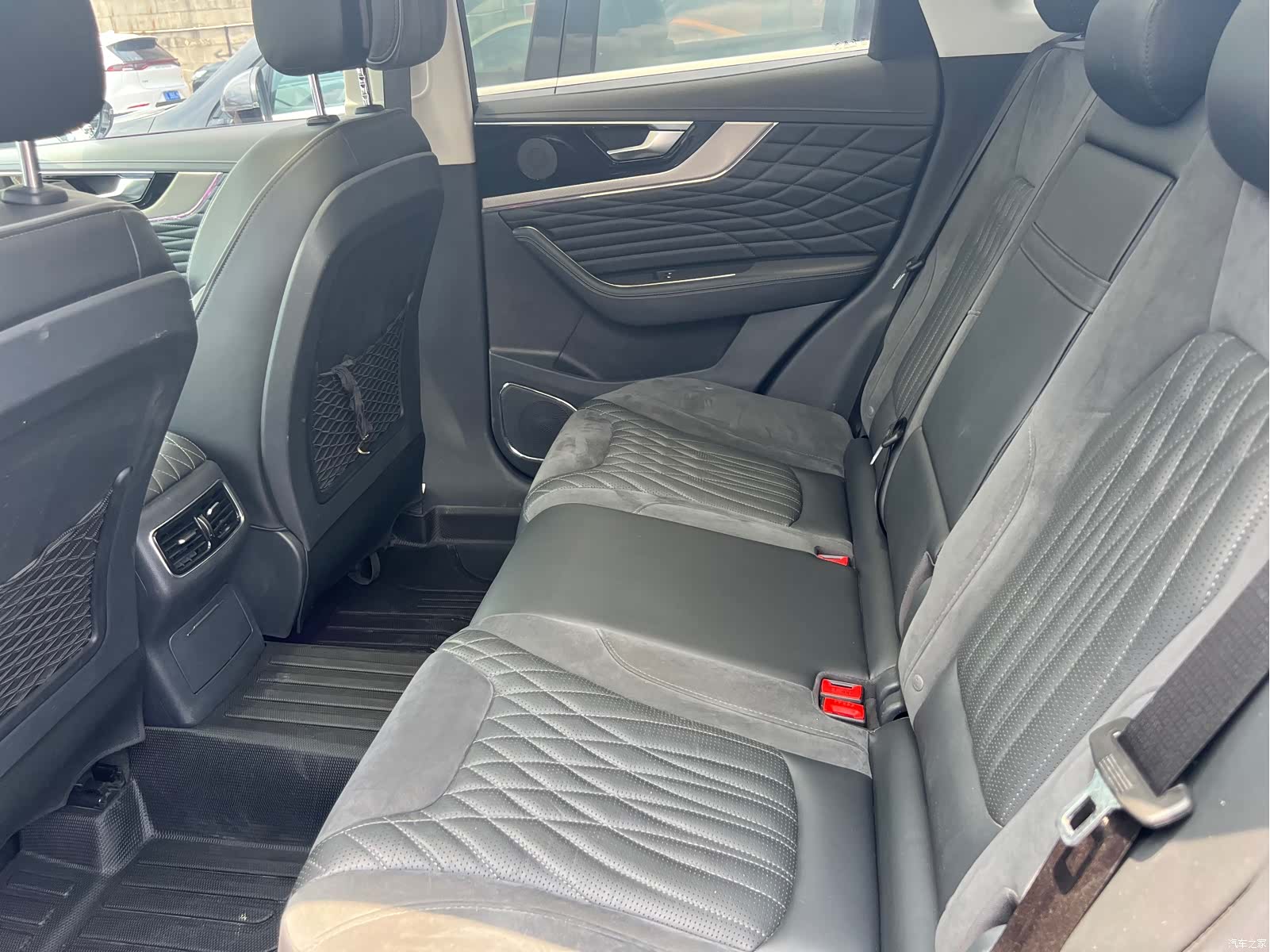 Hongqi HS5, 2019 14