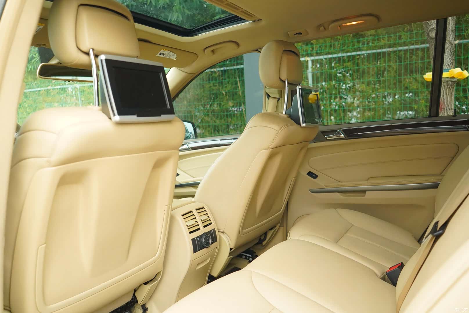 Mercedes-Benz GL-Class, 2013 10