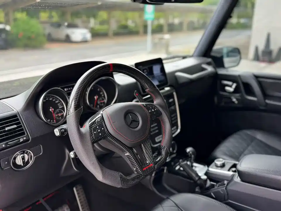 Mercedes-Benz G-class