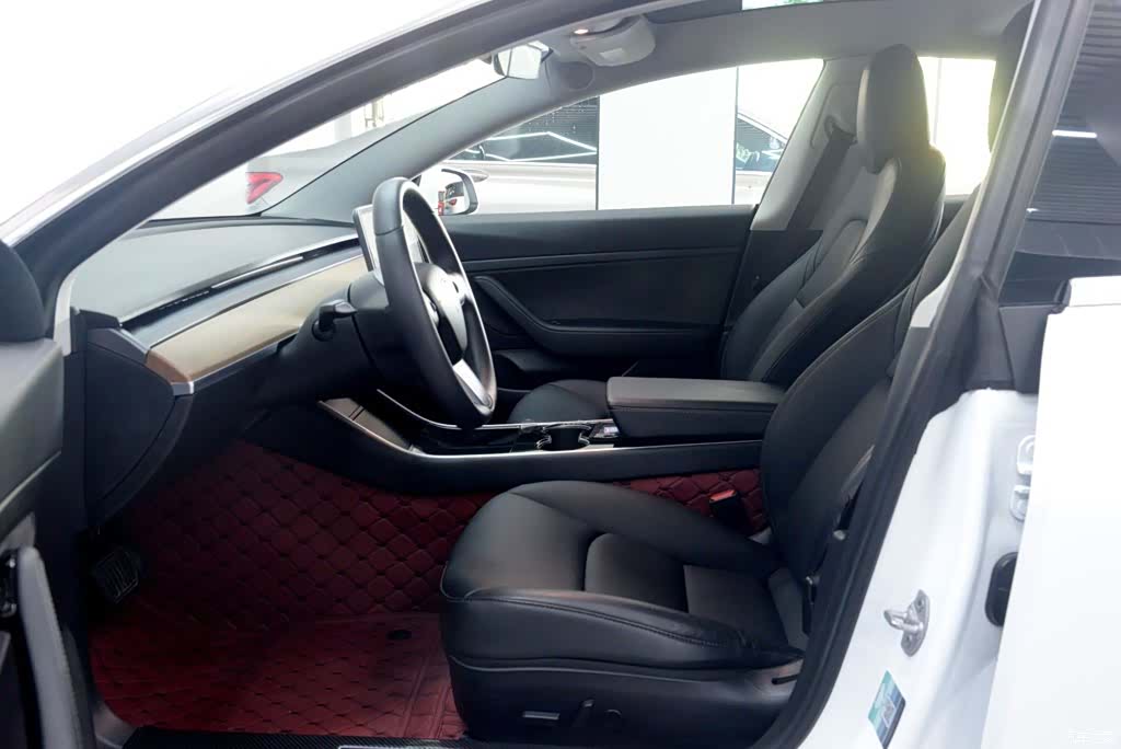 Tesla Model 3, 2020 8