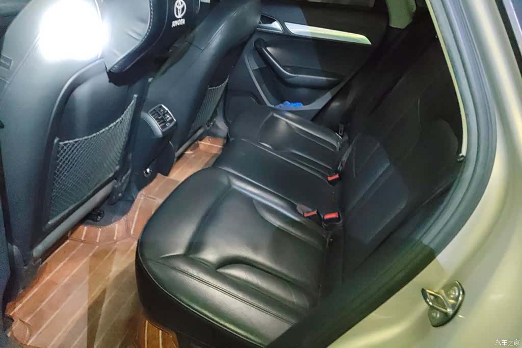 Audi Q3, 2016 11