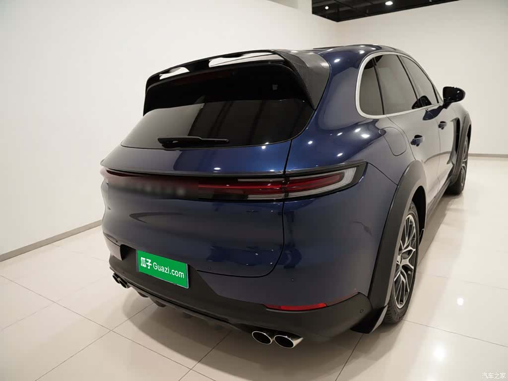 Porsche Cayenne, 2023 10