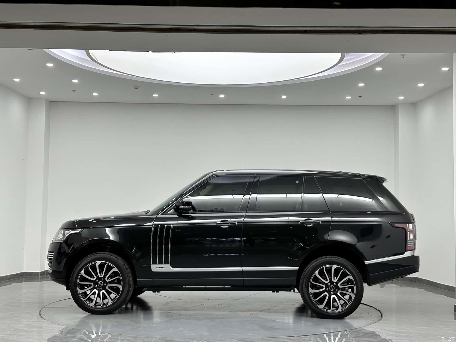 Land Rover Range Rover, 2016 все фото