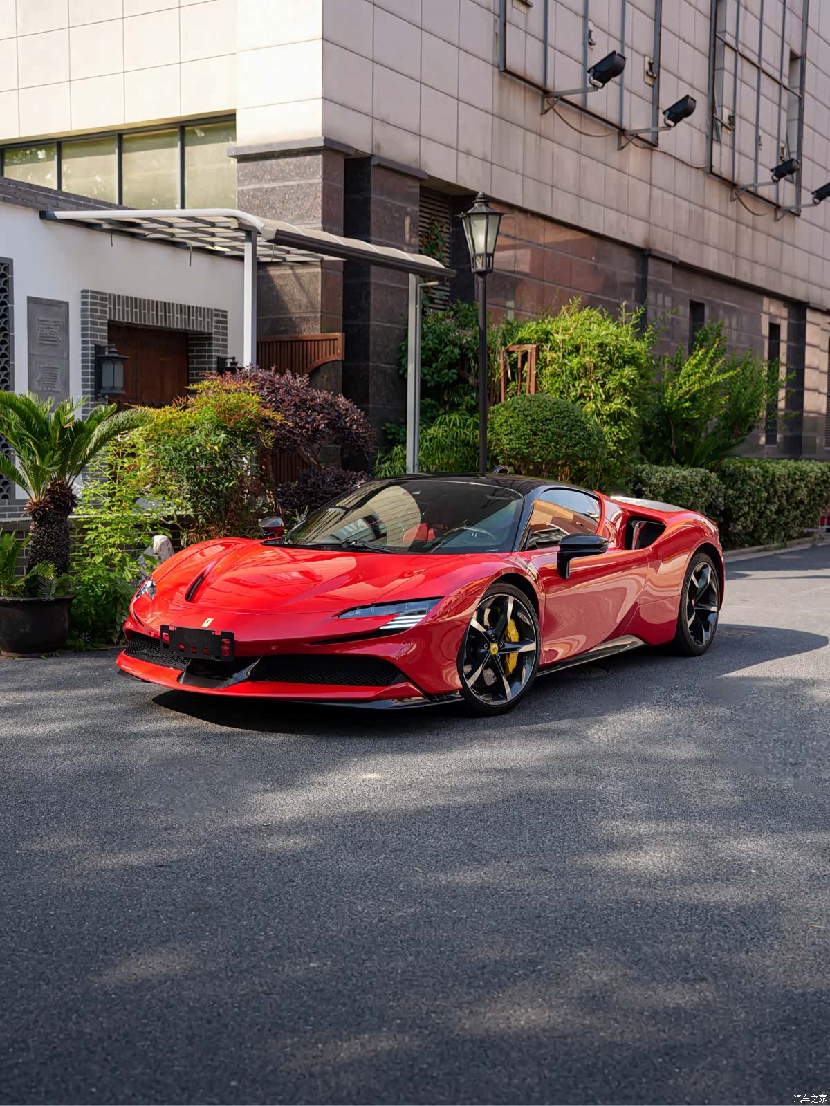 Ferrari SF90