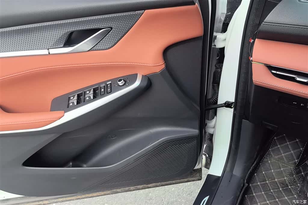 Changan CS75, 2026 7