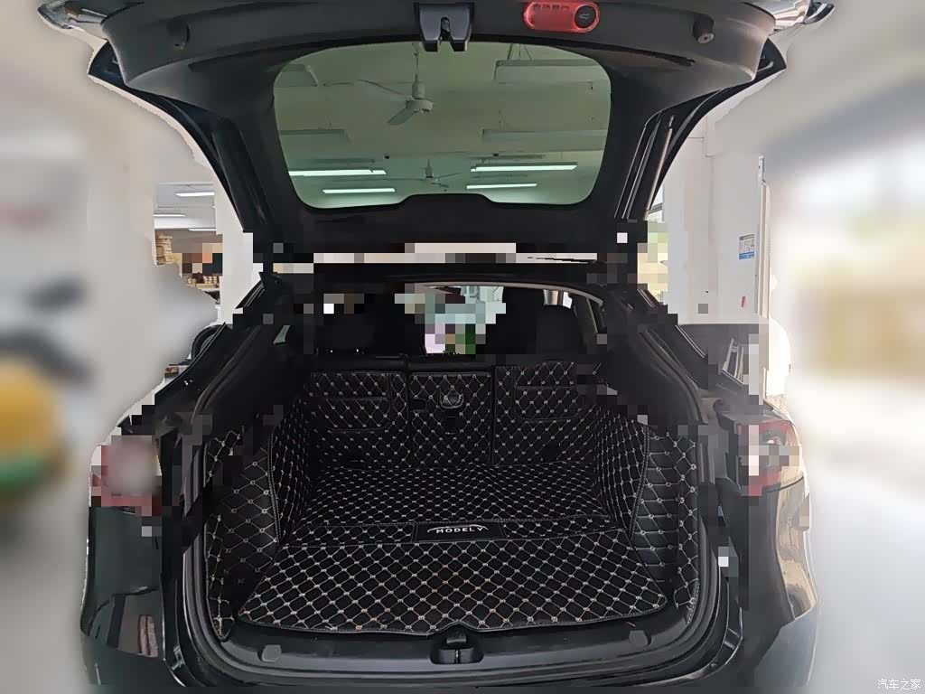 Tesla Model Y, 2021 10