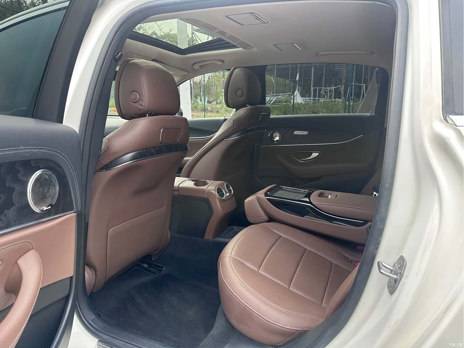 Mercedes-Benz E-Class, 2017 8
