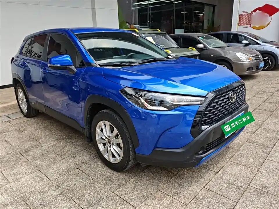 Toyota Corolla Sharp amplifier