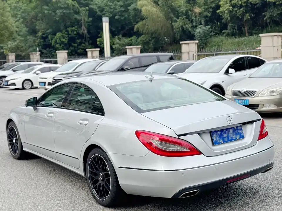 Mercedes-Benz CLS