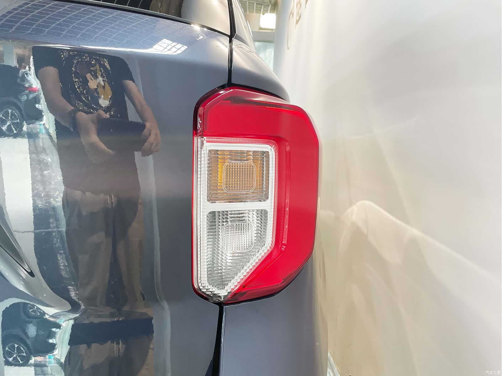 Ford Explorer, 2021 8