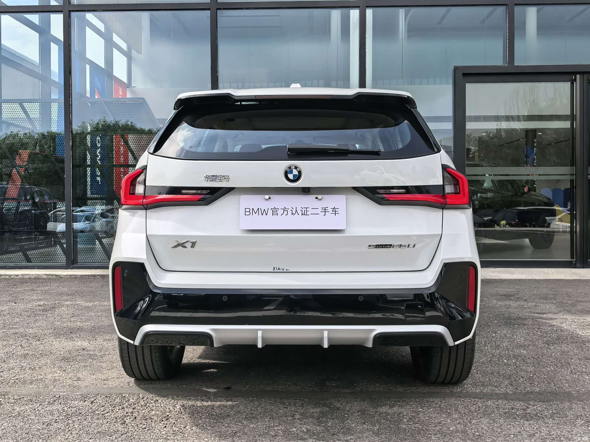 BMW X1, 2024 все фото