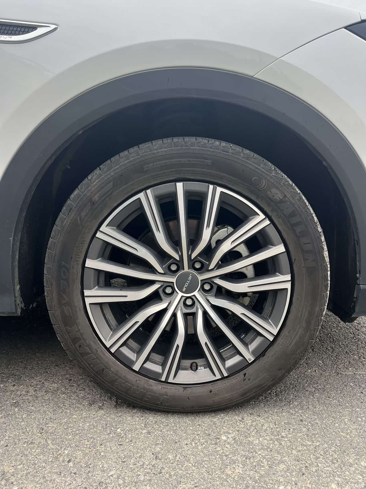 Jetour X70, 2023 10