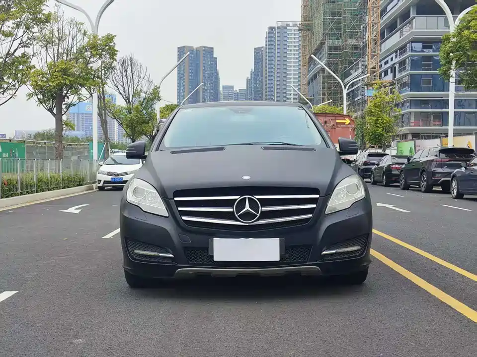 Mercedes-Benz R-class