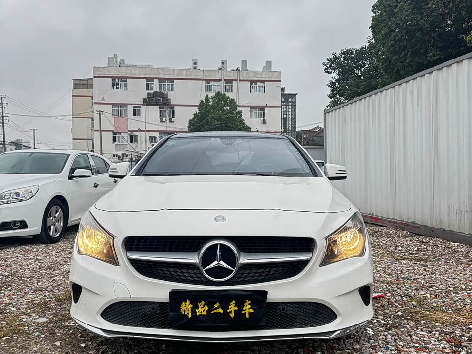 Mercedes-Benz CLA