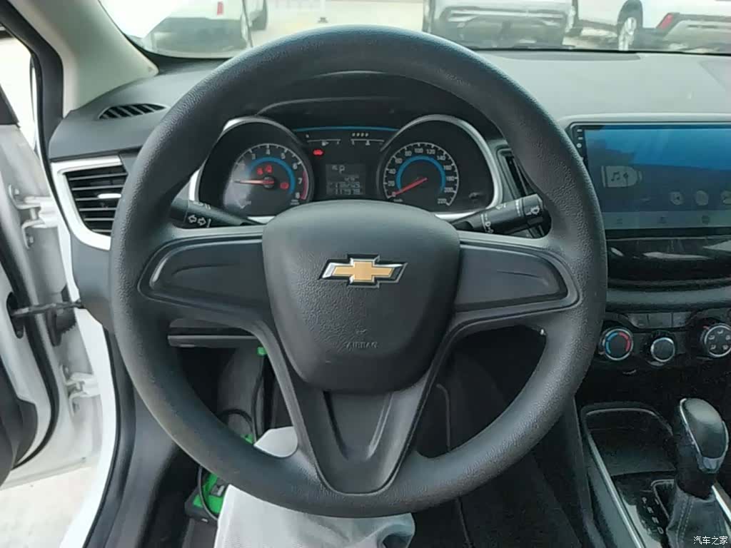 Chevrolet 320, 2019 11