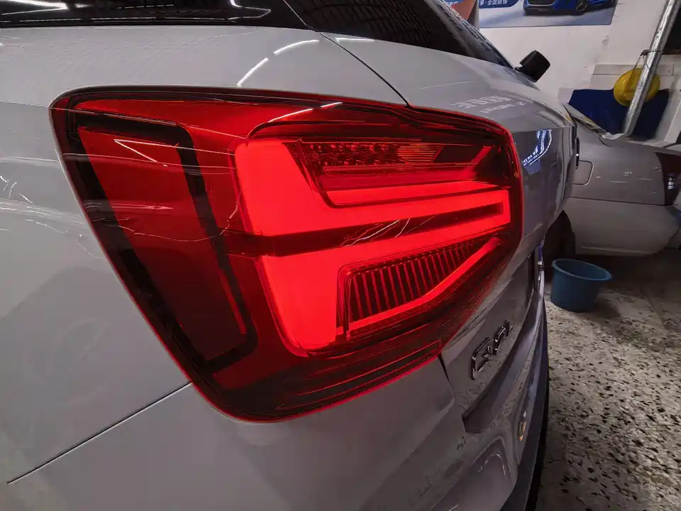 Audi Q2L Audi Q2L