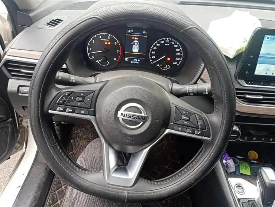 Nissan Teana