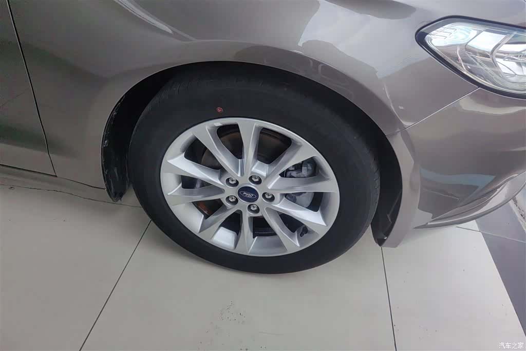 Ford Mondeo, 2017 6
