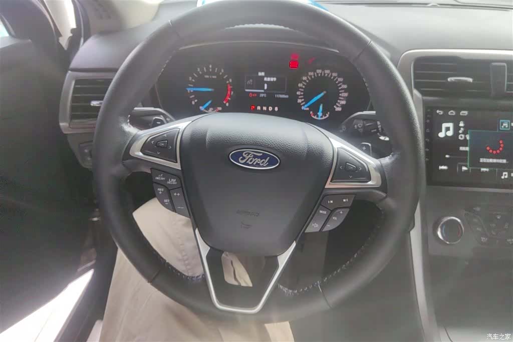 Ford Mondeo, 2017 15