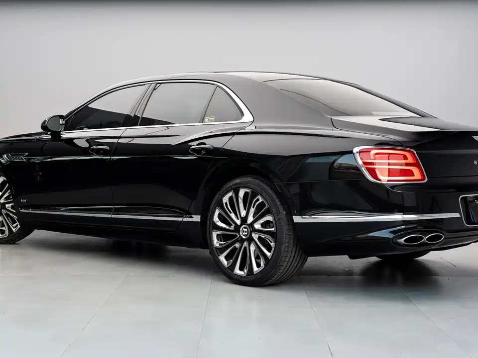 Bentley Flying