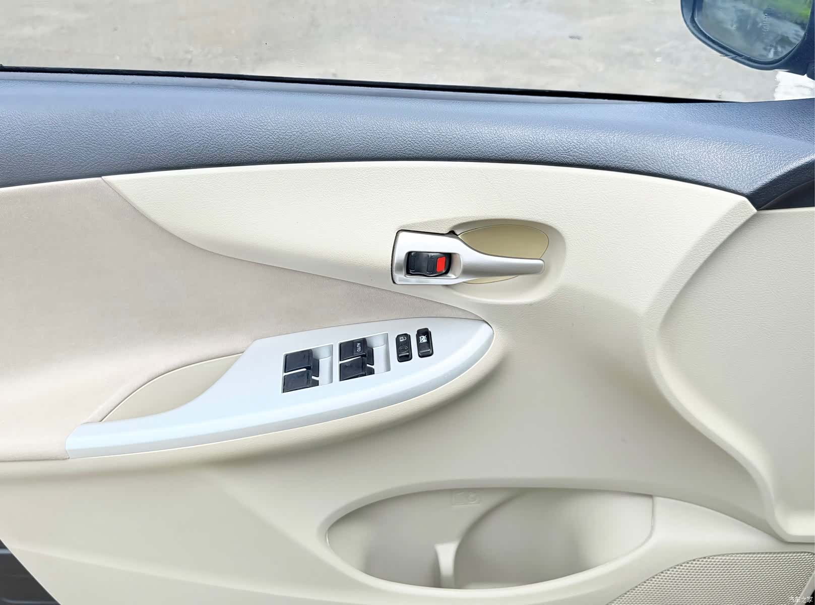 Toyota Corolla, 2010 10