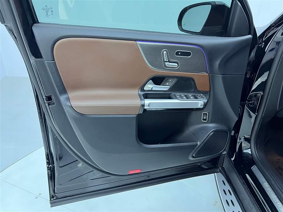 Mercedes-Benz GLB Mercedes-Benz GLB