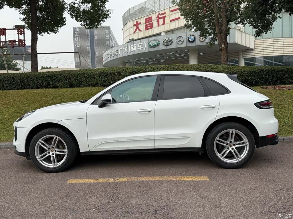Porsche Macan, 2021 3