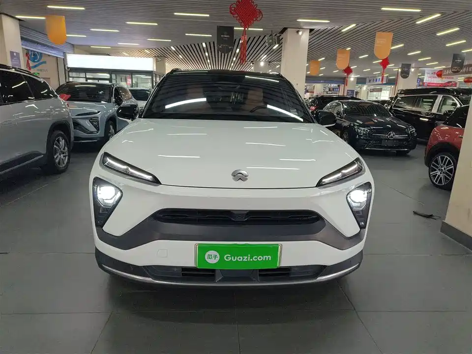 NIO ES6
