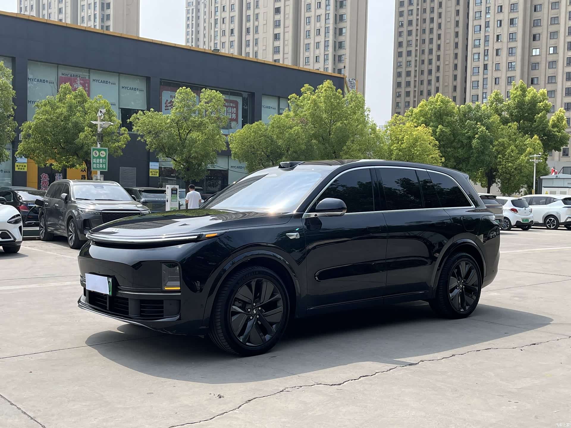 Li Auto L8, 2024 11